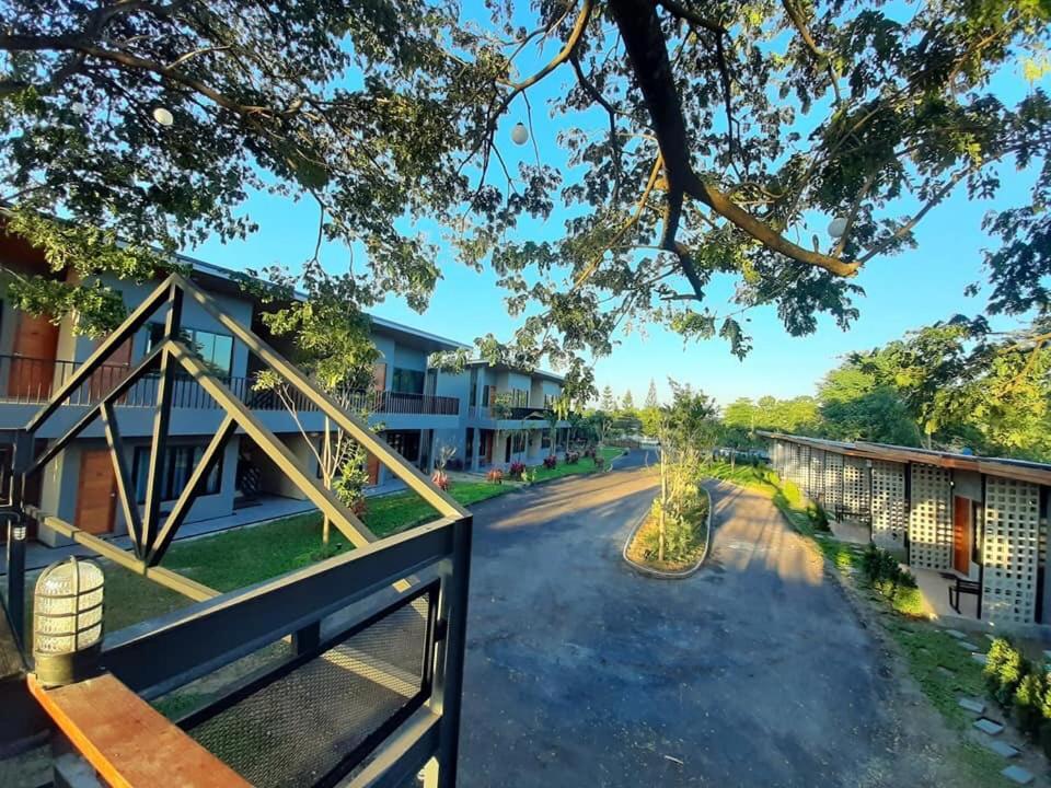 Baankampu Resort Pak Chong 外观 照片